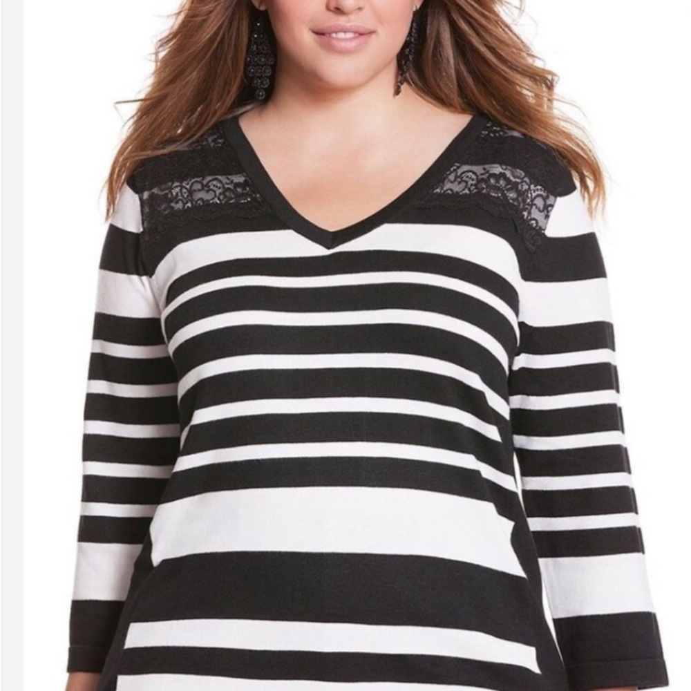 Chic Striped V-Neck Sweater